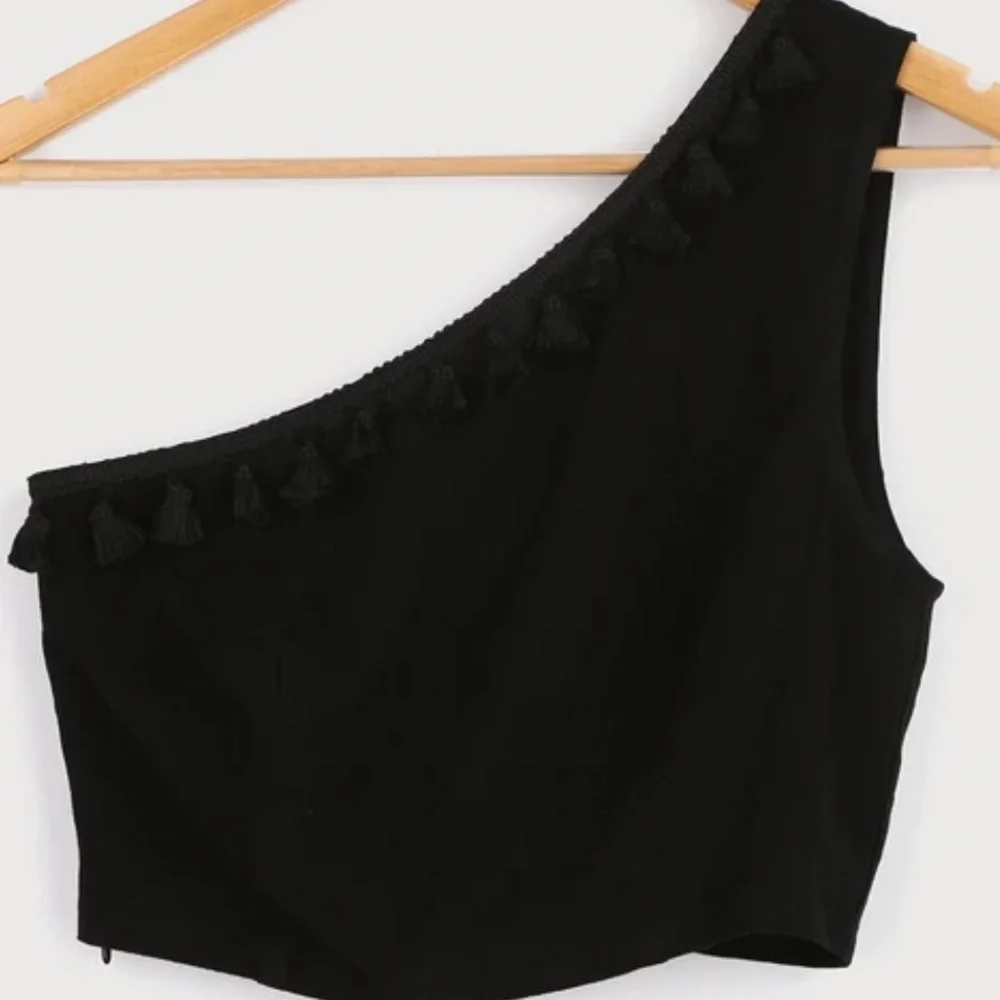 Linen Blend One Shoulder Tassel Crop Top & Wide-Leg Pants Set - Like New - Picture 12 of 17